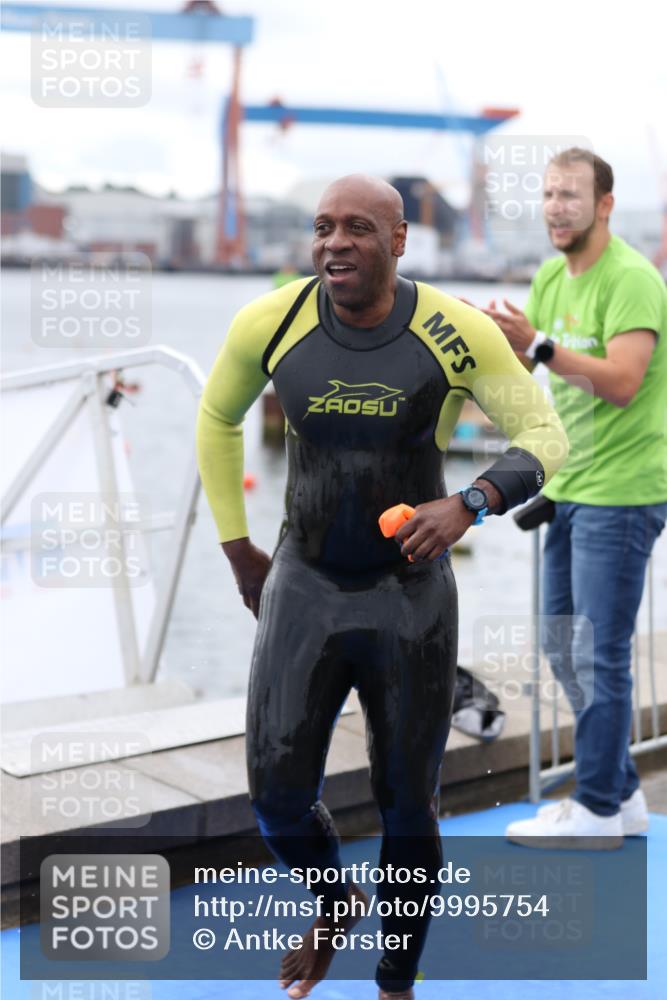 16.08.2026 - KN Förde Triathlon 2026 Antke Förster http://msf.ph/oto/9995754 16.08.2026 11:06:49 Schwimmen 351, 396, 399, 385, 416, 425, 435, 437, 801 meine-sportfotos.de