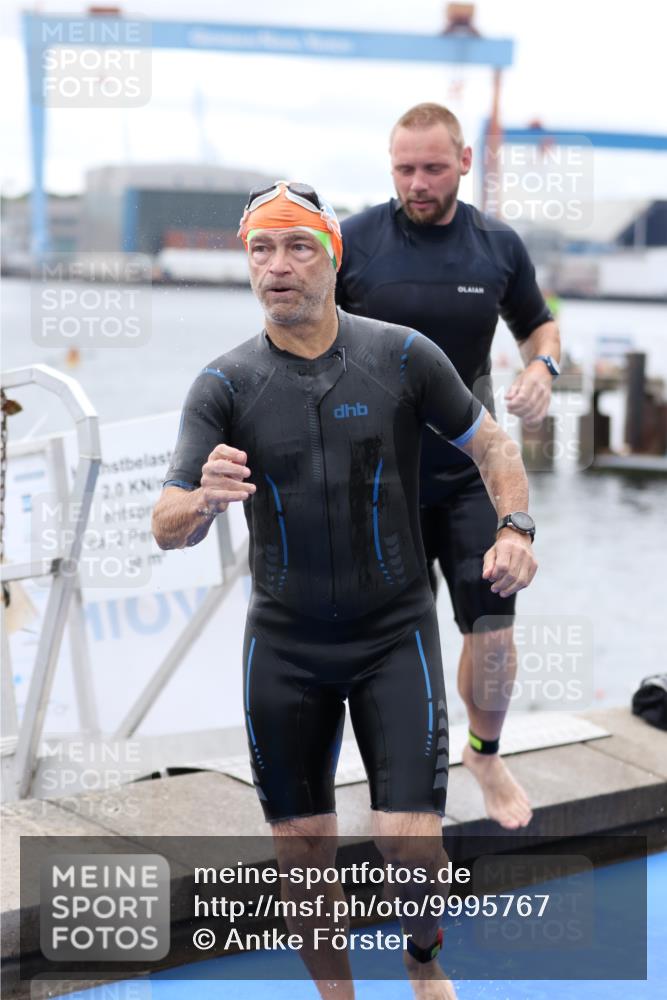 16.08.2026 - KN Förde Triathlon 2026 Antke Förster http://msf.ph/oto/9995767 16.08.2026 11:07:08 Schwimmen 351, 399, 416, 435, 437, 378, 385, 404, 425, 801, 802 meine-sportfotos.de