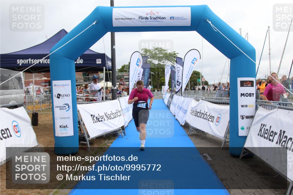 16.08.2026 - KN Förde Triathlon 2026 Markus Tischler http://msf.ph/oto/9995772 16.08.2026 11:11:00 Ziel 259, 259 meine-sportfotos.de