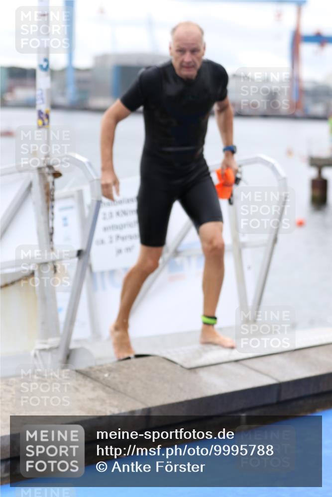 16.08.2026 - KN Förde Triathlon 2026 Antke Förster http://msf.ph/oto/9995788 16.08.2026 11:07:22 Schwimmen 378, 385, 416, 425, 435, 437, 801, 802, 404, 417, 802 meine-sportfotos.de