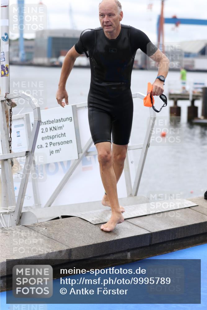16.08.2026 - KN Förde Triathlon 2026 Antke Förster http://msf.ph/oto/9995789 16.08.2026 11:07:22 Schwimmen 378, 385, 416, 425, 435, 437, 801, 802, 404, 417, 802 meine-sportfotos.de