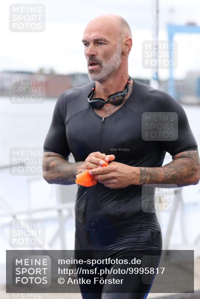 16.08.2026 - KN Förde Triathlon 2026 Antke Förster http://msf.ph/oto/9995817 16.08.2026 11:07:57 Schwimmen 414, 417, 427 meine-sportfotos.de