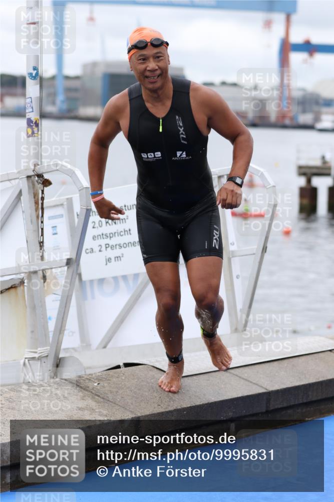 16.08.2026 - KN Förde Triathlon 2026 Antke Förster http://msf.ph/oto/9995831 16.08.2026 11:09:14 Schwimmen 384 meine-sportfotos.de
