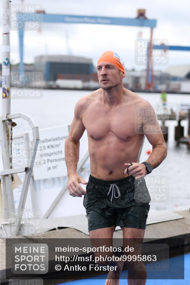 16.08.2026 - KN Förde Triathlon 2026 Antke Förster http://msf.ph/oto/9995863 16.08.2026 11:11:25 Schwimmen 424, 426, 439 meine-sportfotos.de