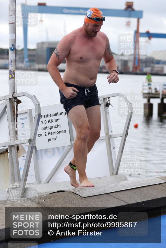 16.08.2026 - KN Förde Triathlon 2026 Antke Förster http://msf.ph/oto/9995867 16.08.2026 11:12:31 Schwimmen 436 meine-sportfotos.de