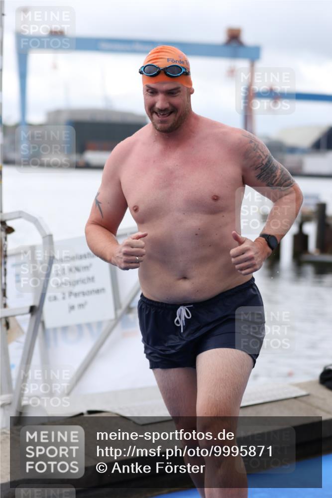 16.08.2026 - KN Förde Triathlon 2026 Antke Förster http://msf.ph/oto/9995871 16.08.2026 11:12:33 Schwimmen 436 meine-sportfotos.de