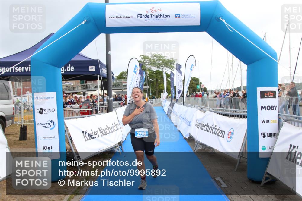 16.08.2026 - KN Förde Triathlon 2026 Markus Tischler http://msf.ph/oto/9995892 16.08.2026 11:13:35 Ziel 256, 256 meine-sportfotos.de