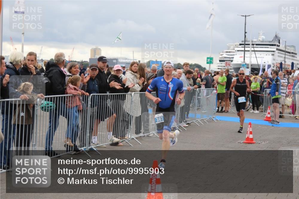 16.08.2026 - KN Förde Triathlon 2026 Markus Tischler http://msf.ph/oto/9995903 16.08.2026 11:47:49 Ziel  meine-sportfotos.de