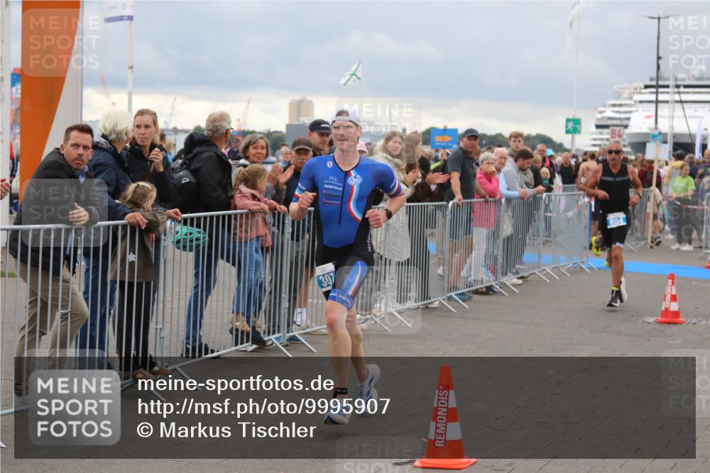 16.08.2026 - KN Förde Triathlon 2026 Markus Tischler http://msf.ph/oto/9995907 16.08.2026 11:47:49 Ziel  meine-sportfotos.de