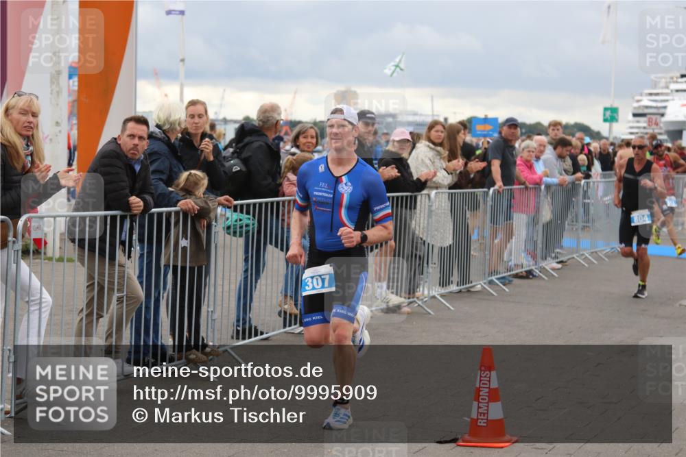 16.08.2026 - KN Förde Triathlon 2026 Markus Tischler http://msf.ph/oto/9995909 16.08.2026 11:47:49 Ziel  meine-sportfotos.de