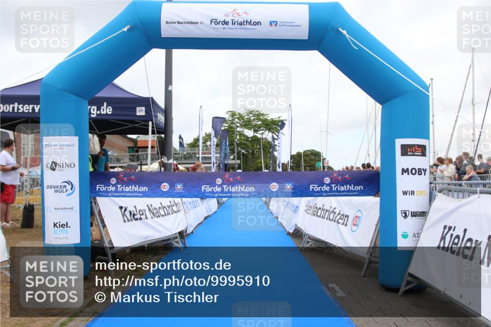 16.08.2026 - KN Förde Triathlon 2026 Markus Tischler http://msf.ph/oto/9995910 16.08.2026 11:48:21 Ziel  meine-sportfotos.de