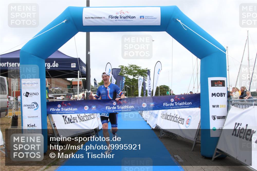 16.08.2026 - KN Förde Triathlon 2026 Markus Tischler http://msf.ph/oto/9995921 16.08.2026 11:49:31 Ziel 307, 307 meine-sportfotos.de