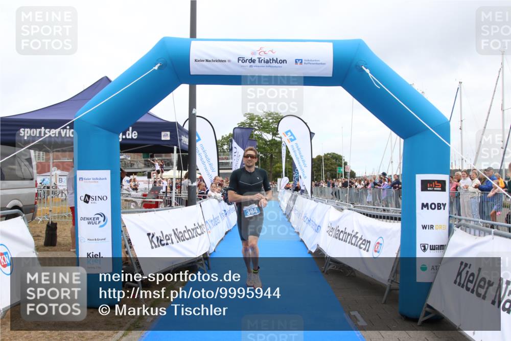 16.08.2026 - KN Förde Triathlon 2026 Markus Tischler http://msf.ph/oto/9995944 16.08.2026 11:51:30 Ziel 304, 304 meine-sportfotos.de