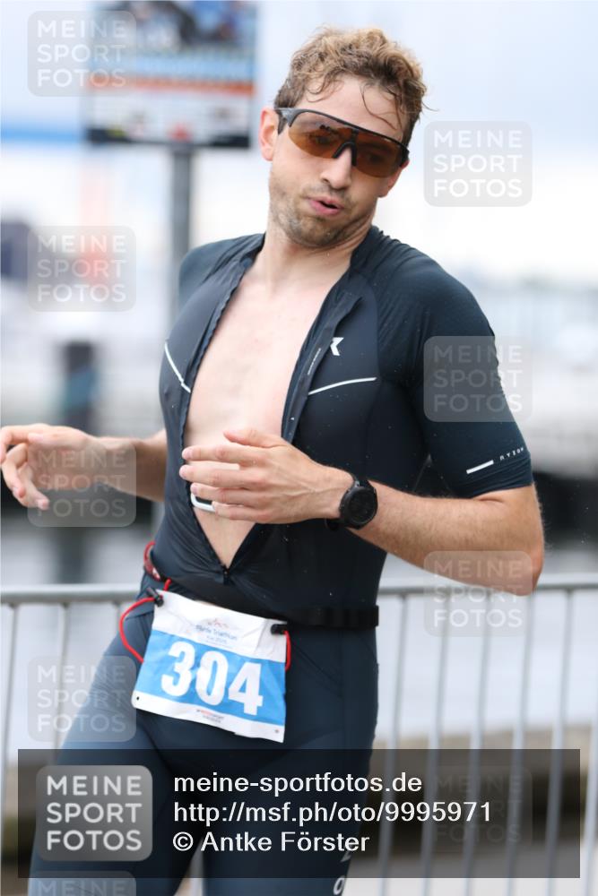 16.08.2026 - KN Förde Triathlon 2026 Antke Förster http://msf.ph/oto/9995971 16.08.2026 11:36:46 Laufen  meine-sportfotos.de