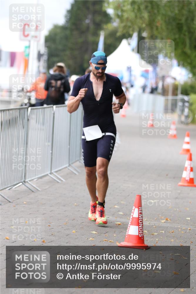 16.08.2026 - KN Förde Triathlon 2026 Antke Förster http://msf.ph/oto/9995974 16.08.2026 11:37:23 Laufen  meine-sportfotos.de
