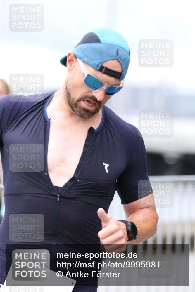 16.08.2026 - KN Förde Triathlon 2026 Antke Förster http://msf.ph/oto/9995981 16.08.2026 11:37:27 Laufen  meine-sportfotos.de