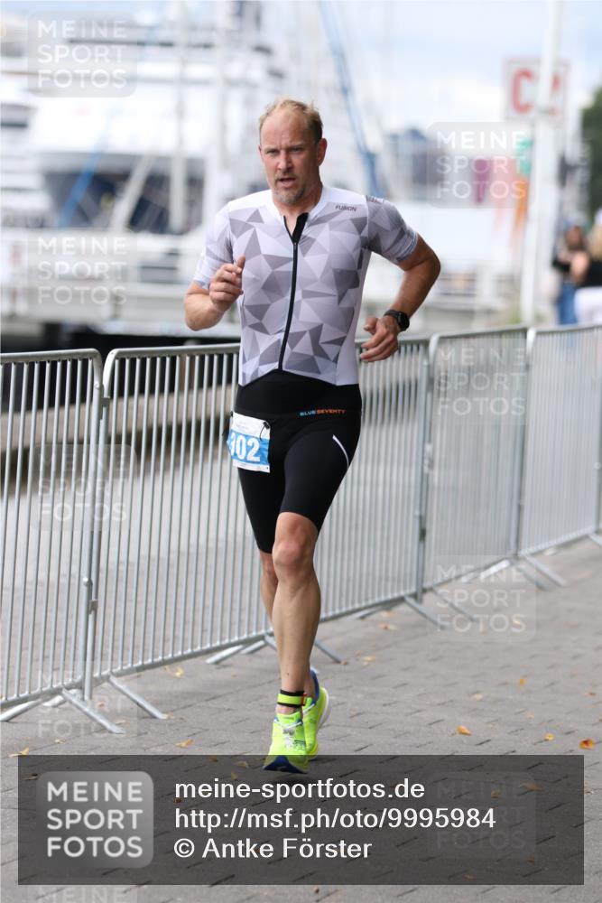 16.08.2026 - KN Förde Triathlon 2026 Antke Förster http://msf.ph/oto/9995984 16.08.2026 11:38:53 Laufen  meine-sportfotos.de