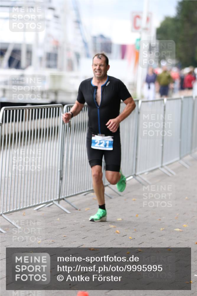 16.08.2026 - KN Förde Triathlon 2026 Antke Förster http://msf.ph/oto/9995995 16.08.2026 11:39:32 Laufen  meine-sportfotos.de
