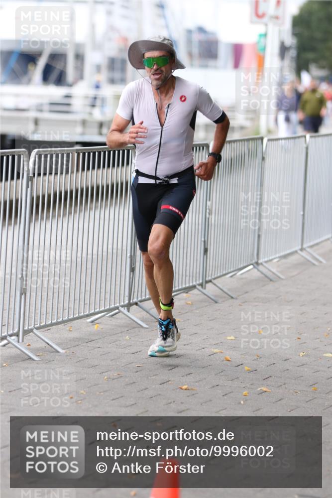 16.08.2026 - KN Förde Triathlon 2026 Antke Förster http://msf.ph/oto/9996002 16.08.2026 11:39:35 Laufen  meine-sportfotos.de