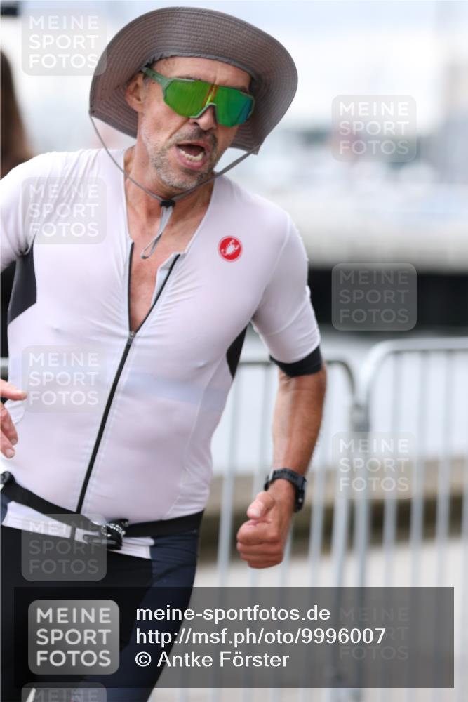 16.08.2026 - KN Förde Triathlon 2026 Antke Förster http://msf.ph/oto/9996007 16.08.2026 11:39:38 Laufen  meine-sportfotos.de
