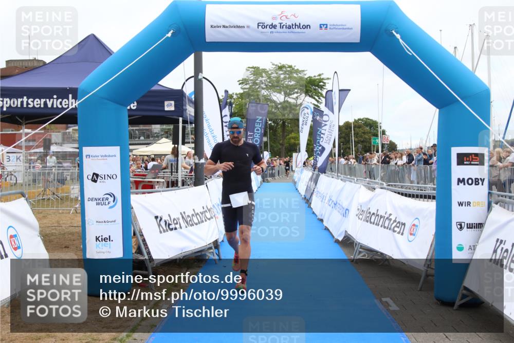16.08.2026 - KN Förde Triathlon 2026 Markus Tischler http://msf.ph/oto/9996039 16.08.2026 11:53:27 Ziel 308, 308 meine-sportfotos.de