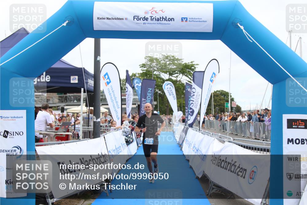 16.08.2026 - KN Förde Triathlon 2026 Markus Tischler http://msf.ph/oto/9996050 16.08.2026 11:53:38 Ziel 319, 319 meine-sportfotos.de