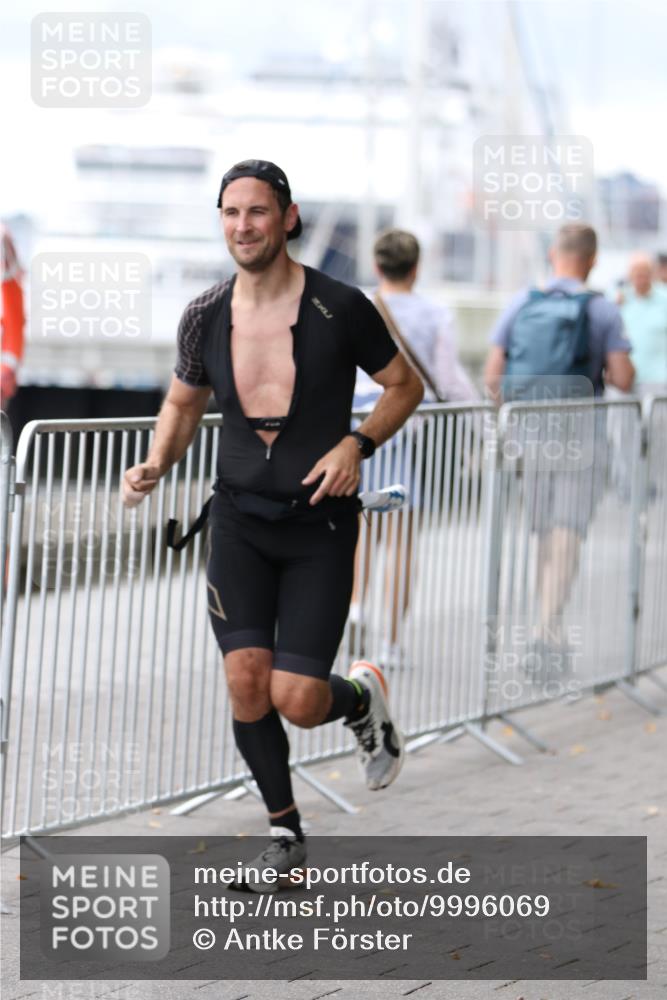 16.08.2026 - KN Förde Triathlon 2026 Antke Förster http://msf.ph/oto/9996069 16.08.2026 11:42:56 Laufen  meine-sportfotos.de