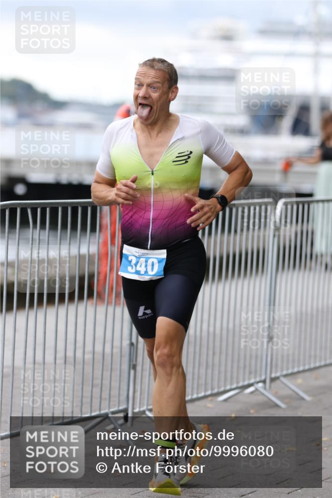 16.08.2026 - KN Förde Triathlon 2026 Antke Förster http://msf.ph/oto/9996080 16.08.2026 11:43:04 Laufen  meine-sportfotos.de