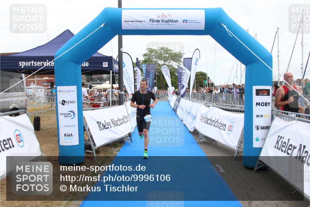 16.08.2026 - KN Förde Triathlon 2026 Markus Tischler http://msf.ph/oto/9996106 16.08.2026 11:53:51 Ziel 221, 221 meine-sportfotos.de
