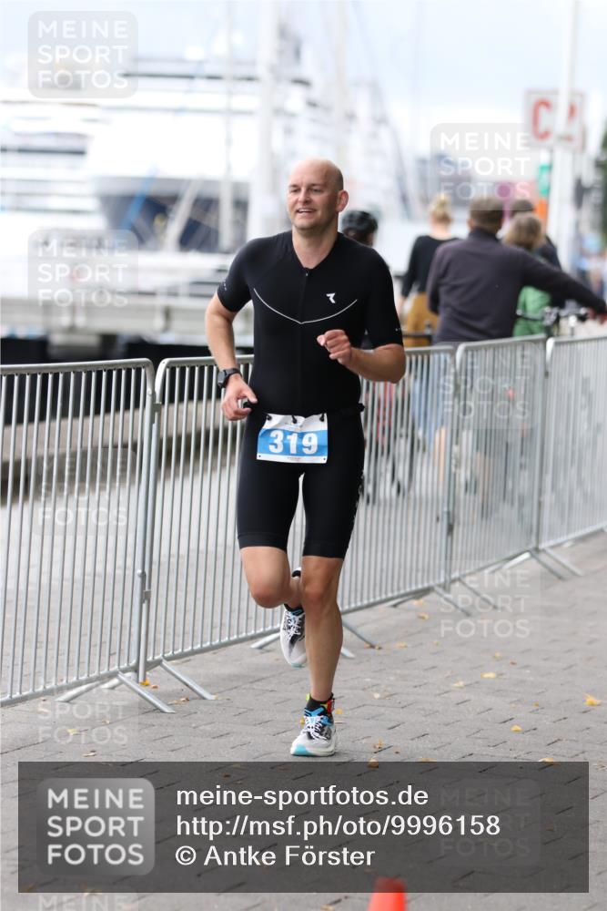 16.08.2026 - KN Förde Triathlon 2026 Antke Förster http://msf.ph/oto/9996158 16.08.2026 11:45:56 Laufen  meine-sportfotos.de