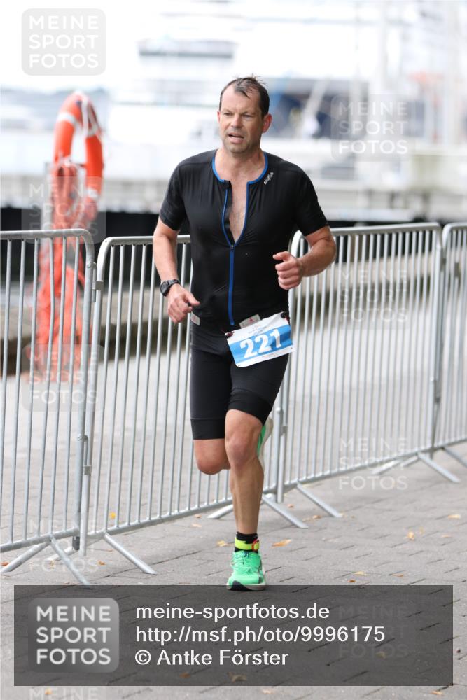 16.08.2026 - KN Förde Triathlon 2026 Antke Förster http://msf.ph/oto/9996175 16.08.2026 11:46:16 Laufen  meine-sportfotos.de