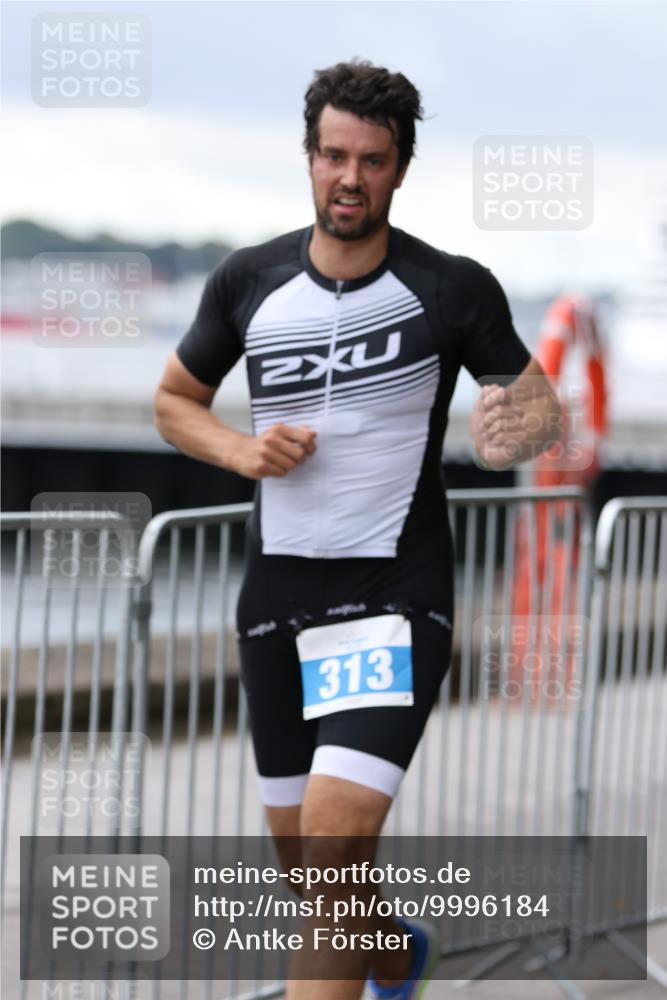16.08.2026 - KN Förde Triathlon 2026 Antke Förster http://msf.ph/oto/9996184 16.08.2026 11:46:22 Laufen  meine-sportfotos.de