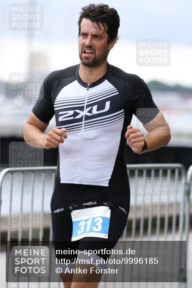 16.08.2026 - KN Förde Triathlon 2026 Antke Förster http://msf.ph/oto/9996185 16.08.2026 11:46:23 Laufen  meine-sportfotos.de