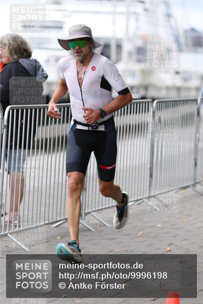 16.08.2026 - KN Förde Triathlon 2026 Antke Förster http://msf.ph/oto/9996198 16.08.2026 11:46:55 Laufen  meine-sportfotos.de