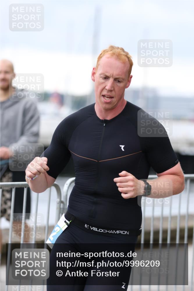 16.08.2026 - KN Förde Triathlon 2026 Antke Förster http://msf.ph/oto/9996209 16.08.2026 11:47:41 Laufen  meine-sportfotos.de