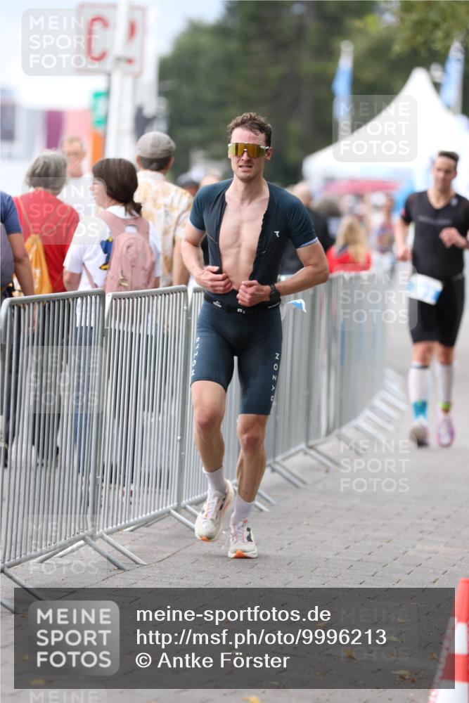 16.08.2026 - KN Förde Triathlon 2026 Antke Förster http://msf.ph/oto/9996213 16.08.2026 11:47:54 Laufen  meine-sportfotos.de