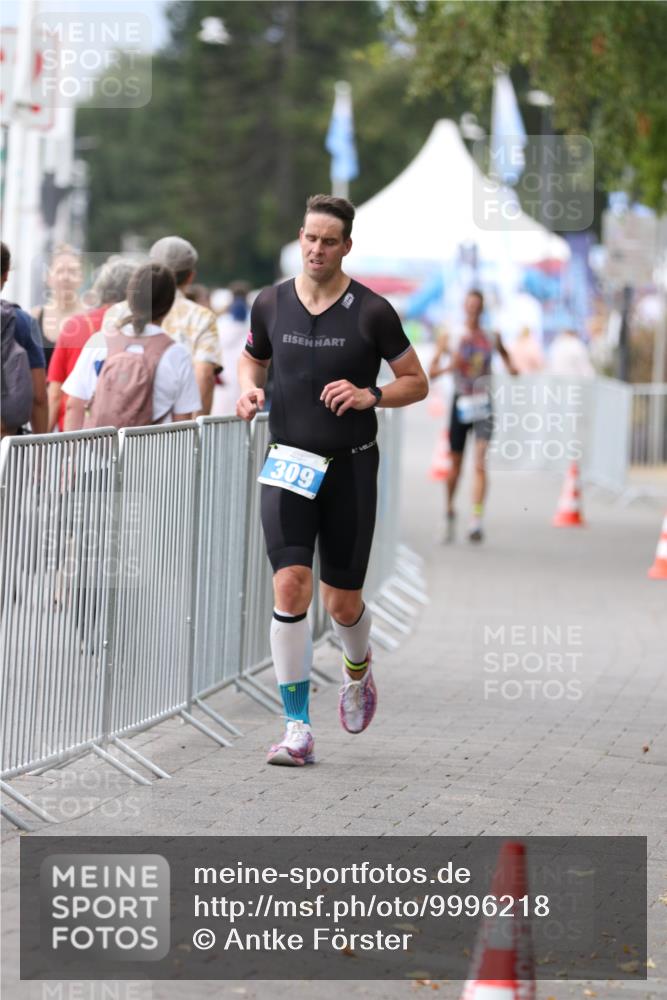 16.08.2026 - KN Förde Triathlon 2026 Antke Förster http://msf.ph/oto/9996218 16.08.2026 11:47:58 Laufen  meine-sportfotos.de