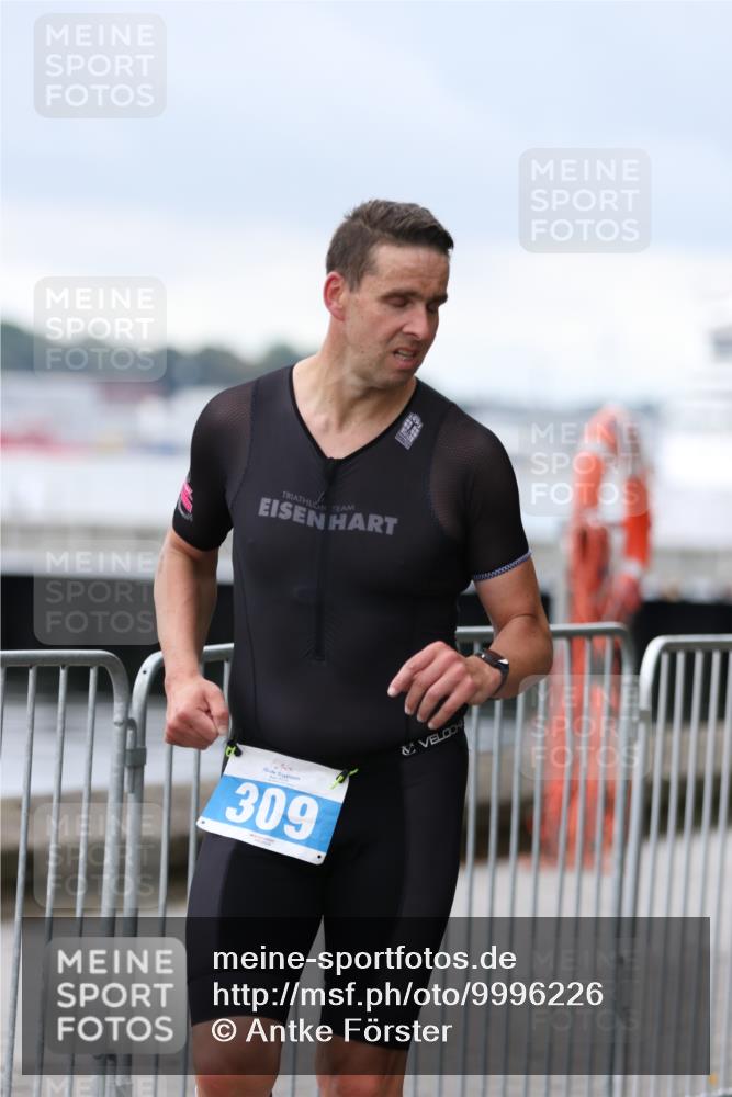 16.08.2026 - KN Förde Triathlon 2026 Antke Förster http://msf.ph/oto/9996226 16.08.2026 11:48:05 Laufen  meine-sportfotos.de