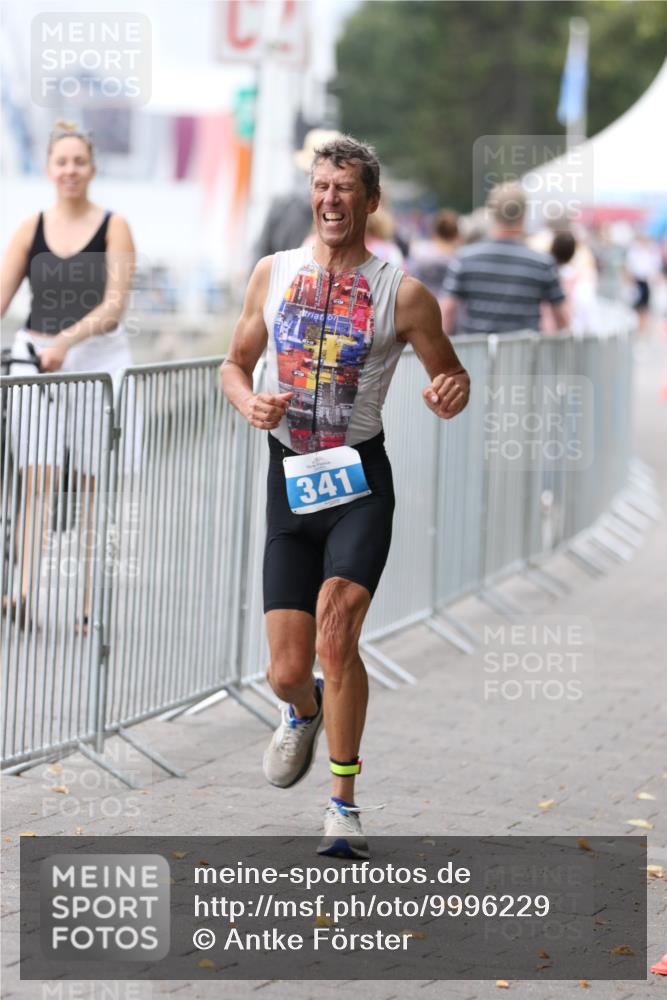 16.08.2026 - KN Förde Triathlon 2026 Antke Förster http://msf.ph/oto/9996229 16.08.2026 11:48:10 Laufen  meine-sportfotos.de