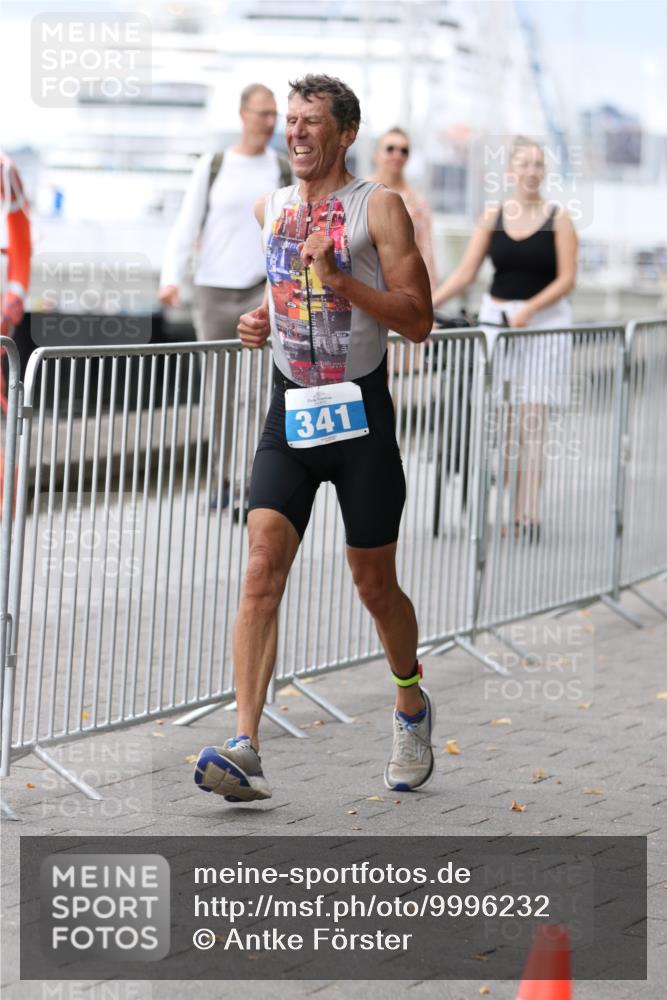 16.08.2026 - KN Förde Triathlon 2026 Antke Förster http://msf.ph/oto/9996232 16.08.2026 11:48:11 Laufen  meine-sportfotos.de