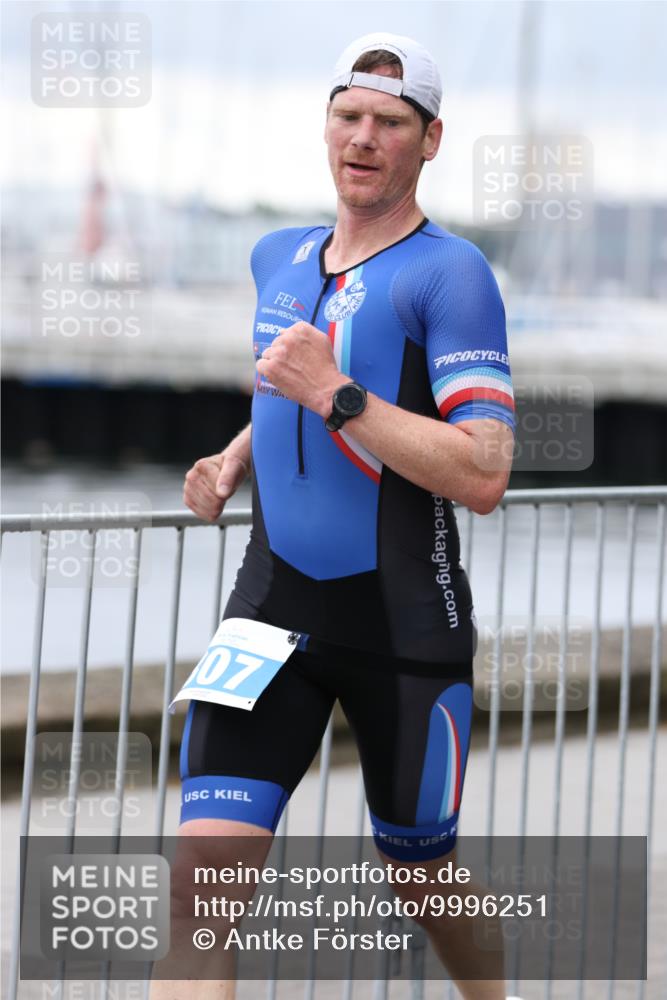 16.08.2026 - KN Förde Triathlon 2026 Antke Förster http://msf.ph/oto/9996251 16.08.2026 11:48:43 Laufen  meine-sportfotos.de