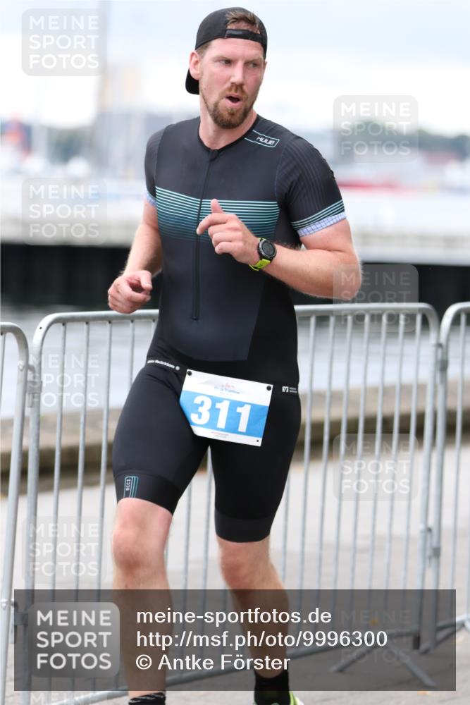 16.08.2026 - KN Förde Triathlon 2026 Antke Förster http://msf.ph/oto/9996300 16.08.2026 11:49:33 Laufen  meine-sportfotos.de