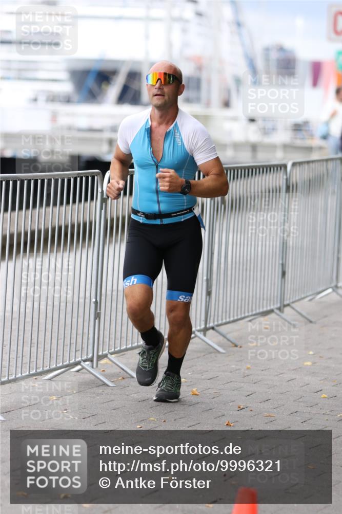 16.08.2026 - KN Förde Triathlon 2026 Antke Förster http://msf.ph/oto/9996321 16.08.2026 11:49:59 Laufen  meine-sportfotos.de