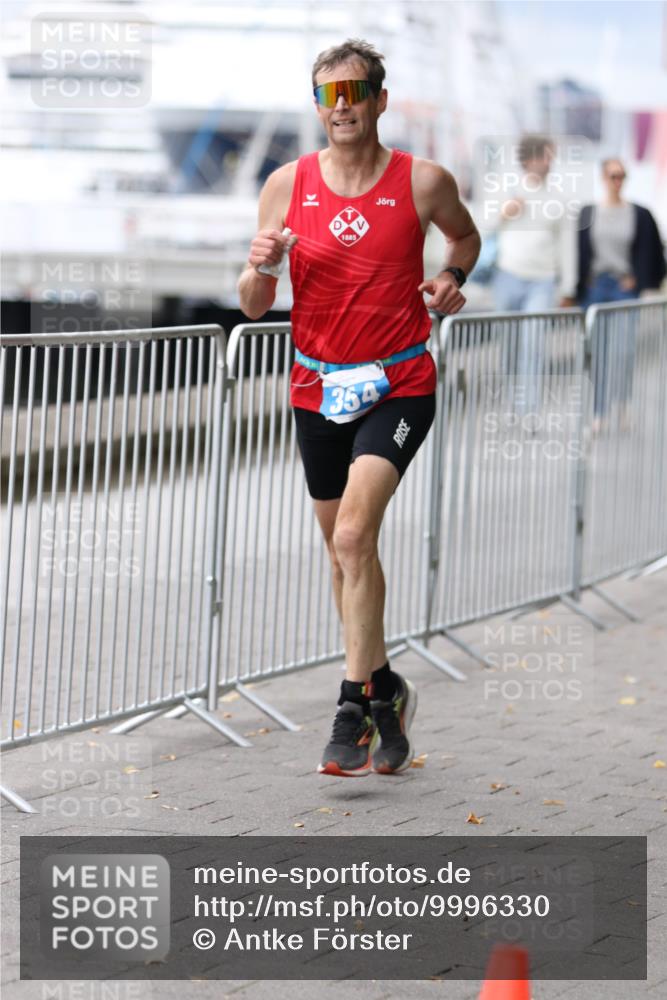 16.08.2026 - KN Förde Triathlon 2026 Antke Förster http://msf.ph/oto/9996330 16.08.2026 11:50:14 Laufen  meine-sportfotos.de