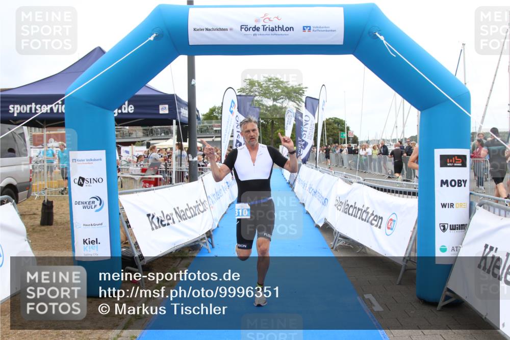 16.08.2026 - KN Förde Triathlon 2026 Markus Tischler http://msf.ph/oto/9996351 16.08.2026 11:56:49 Ziel 310, 323, 441, 310, 323, 441 meine-sportfotos.de