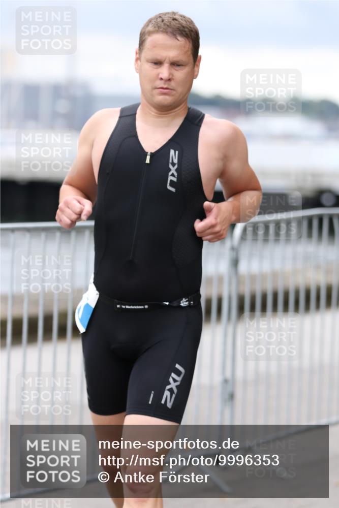 16.08.2026 - KN Förde Triathlon 2026 Antke Förster http://msf.ph/oto/9996353 16.08.2026 11:50:37 Laufen  meine-sportfotos.de