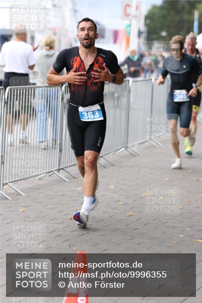 16.08.2026 - KN Förde Triathlon 2026 Antke Förster http://msf.ph/oto/9996355 16.08.2026 11:50:39 Laufen  meine-sportfotos.de