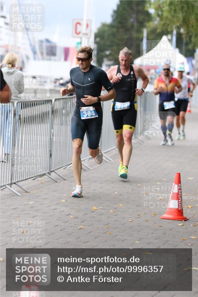 16.08.2026 - KN Förde Triathlon 2026 Antke Förster http://msf.ph/oto/9996357 16.08.2026 11:50:40 Laufen  meine-sportfotos.de