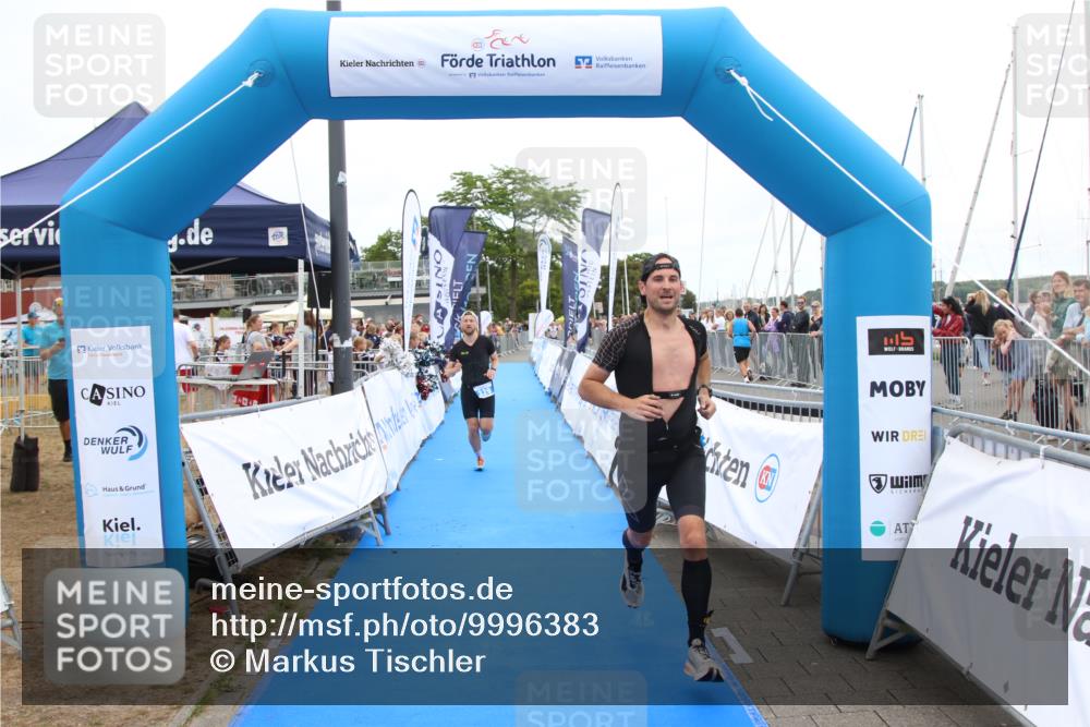 16.08.2026 - KN Förde Triathlon 2026 Markus Tischler http://msf.ph/oto/9996383 16.08.2026 11:56:56 Ziel 310, 323, 329, 310, 323, 329 meine-sportfotos.de