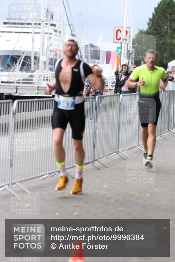 16.08.2026 - KN Förde Triathlon 2026 Antke Förster http://msf.ph/oto/9996384 16.08.2026 11:51:10 Laufen  meine-sportfotos.de